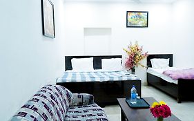 Roomshala 005 Tom & Jerry -